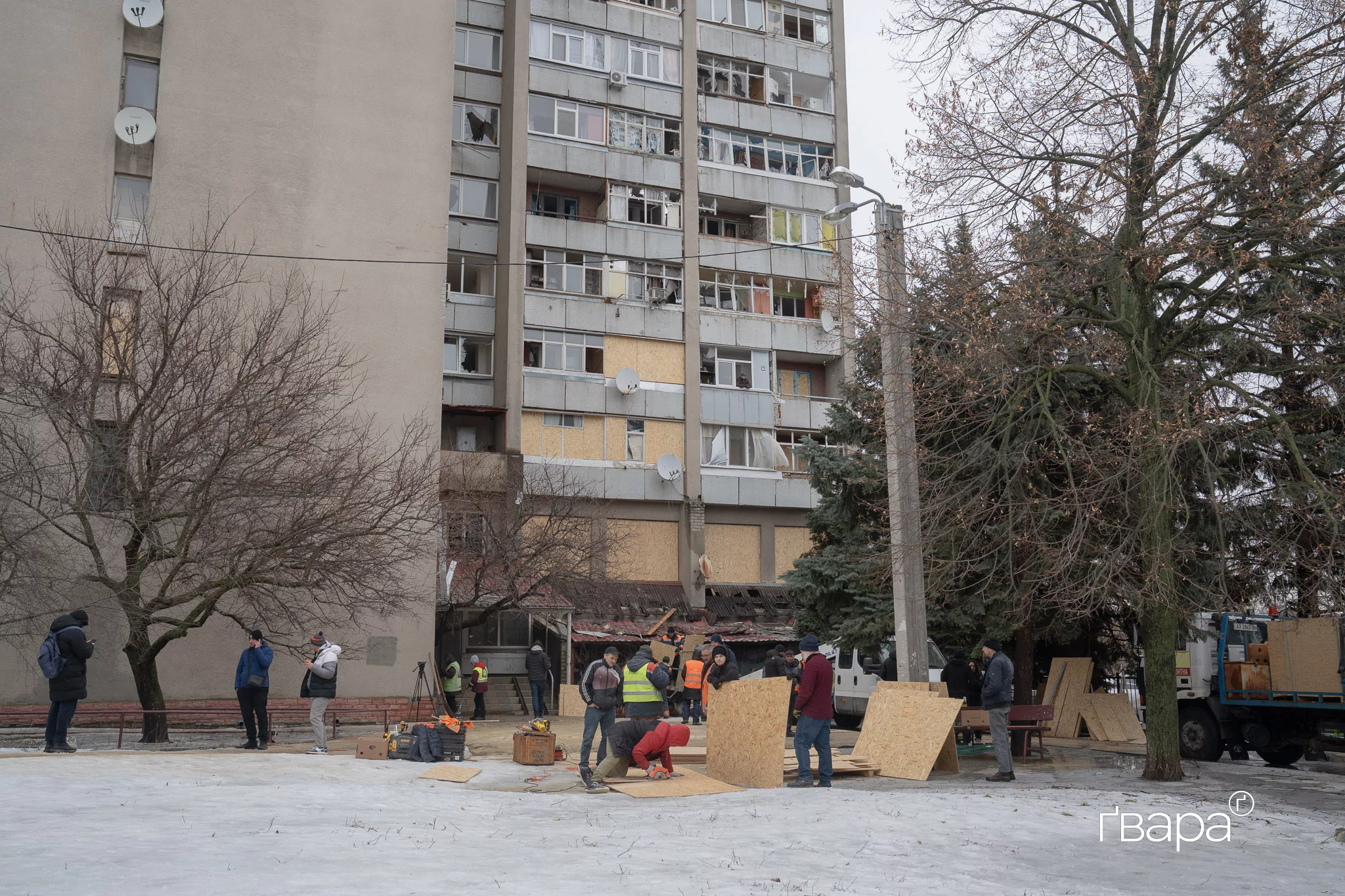 Видача допомоги мешканцям