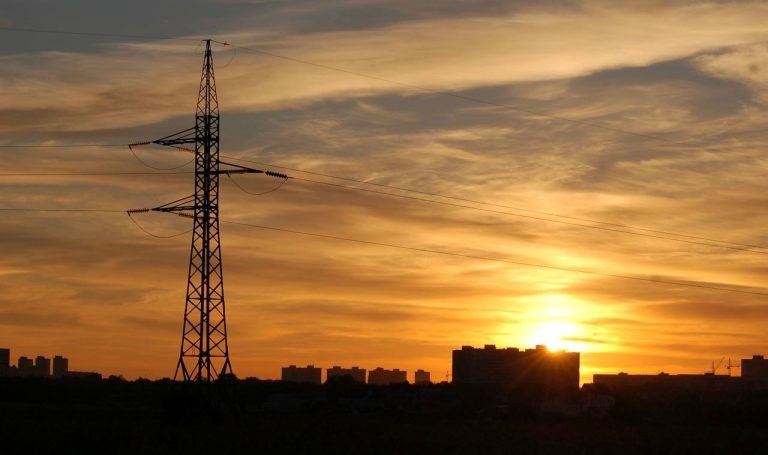 У суботу у Харкові близько 1,5 тис. будинків залишаться без електроенергії — адреси