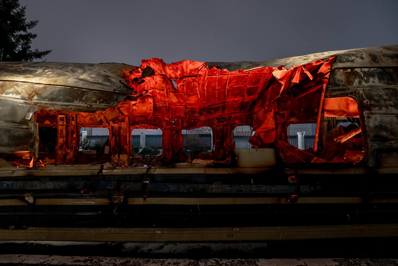 знищений вагон поїзда Чоп - Барвінкове