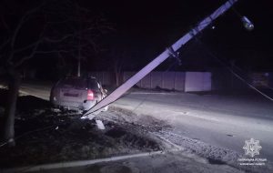 У Харкові водій, який врізався в електроопору, зізнався у вживанні алкоголю