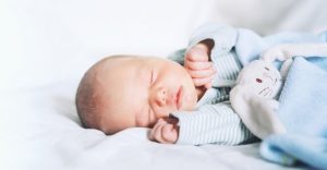 У Харкові кожному новонародженому вручатимуть пам’ятні медалі