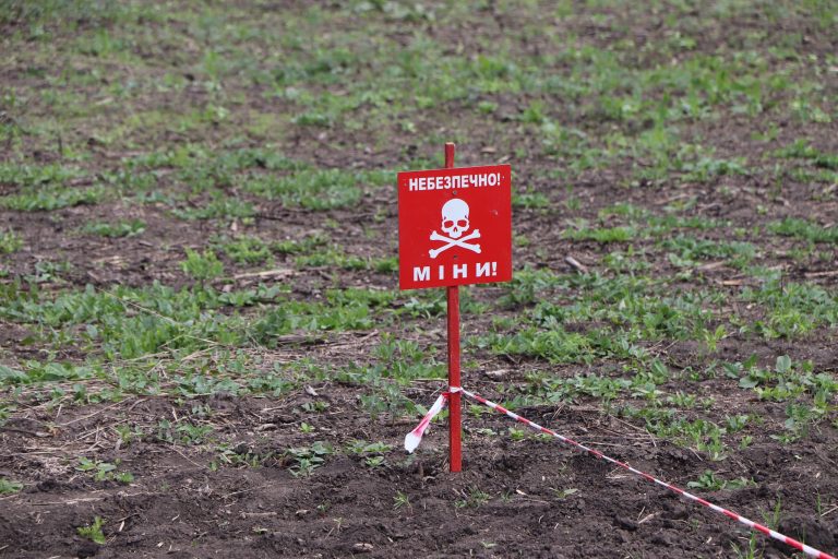 ДСНС відзвітувала про наслідки підривних робіт у Харківській області