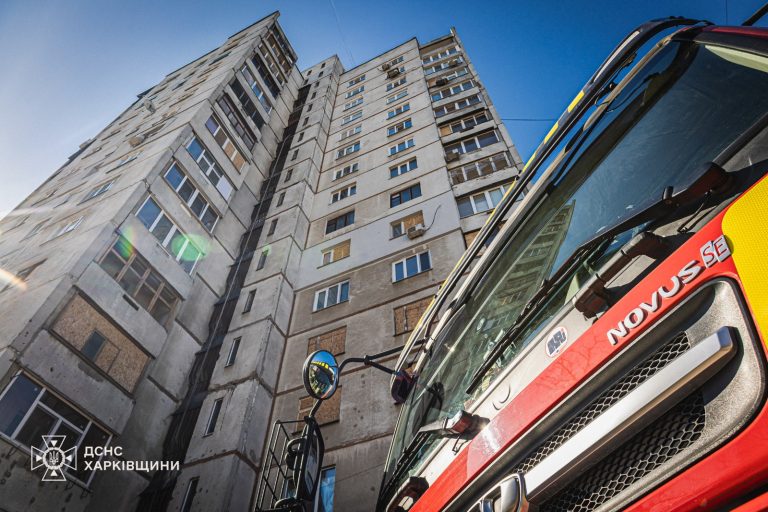 У Харкові через пожежу жінка вистрибнула з 13-го поверху і загинула