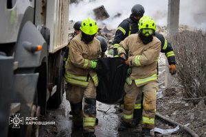 У Харкові серед жертв — вчителька із сином, ще одна дитина в реанімації