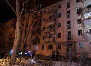 Майже двадцять будівель у Харкові зазнали пошкоджень через нічний обстріл