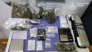 У Харкові викрили міжрегіональну групу, яка збувала кокаїн і екстазі