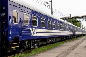 Годинна затримка поїзда з Харкова — у Змієві оновили маршрути