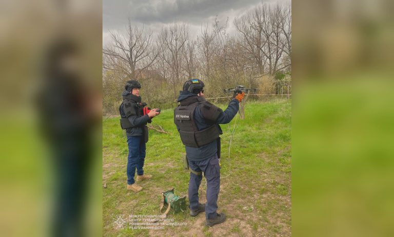 На Харківщині сапери знищили міну ПТМ-1, яка могла спрацювати будь-якої миті 📹