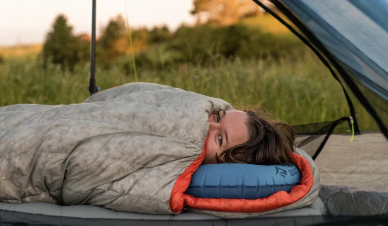 Карематы туристические: как выбрать коврик для похода и кемпинга