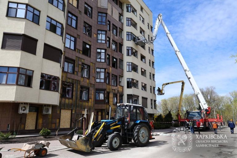 Харків відновлюється після обстрілів: як виглядають місця влучень