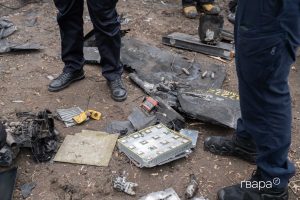 У Немишлянському районі Харкова падіння уламків БпЛА поранило одну особу