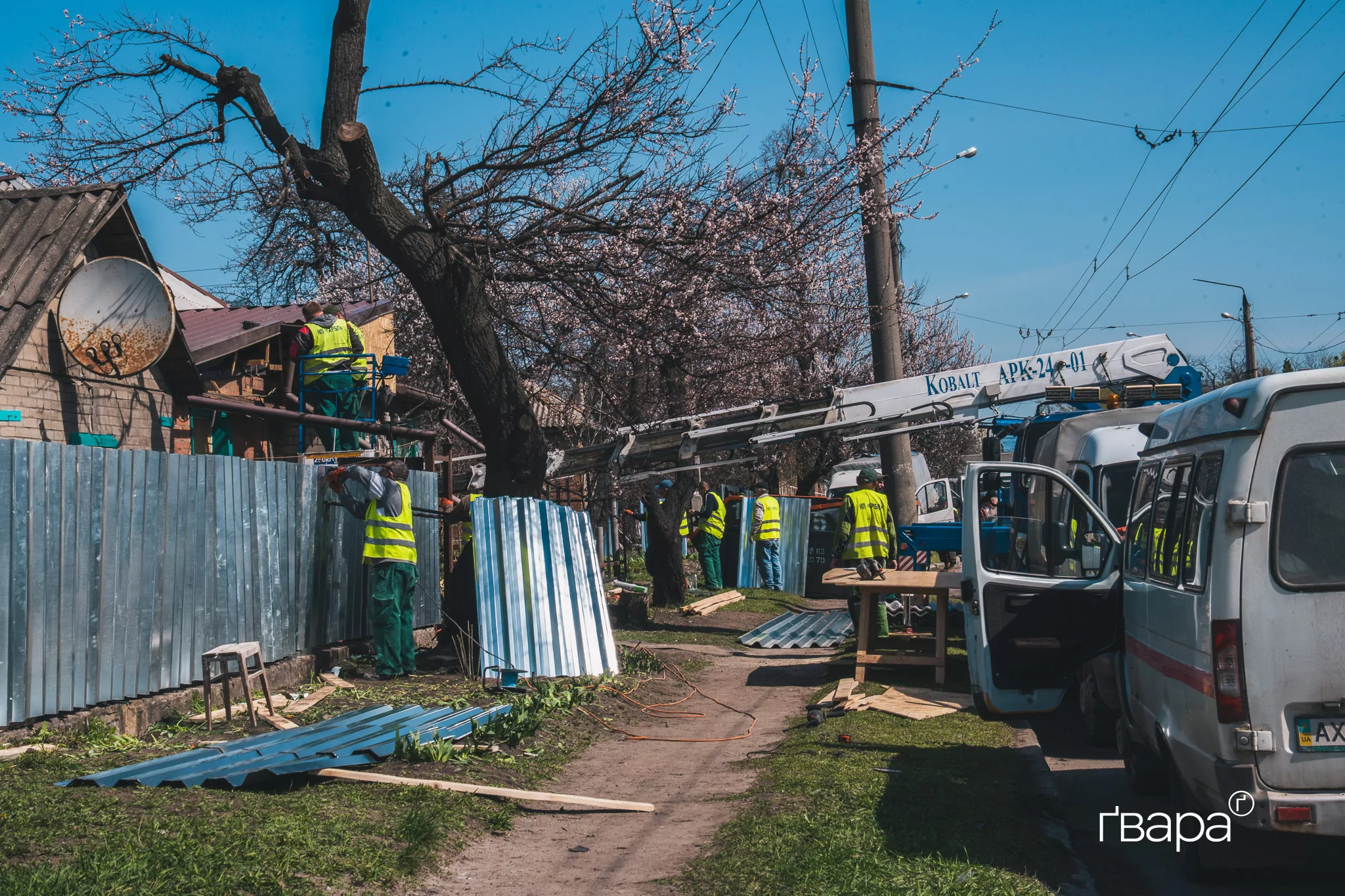 зображення до посту: «У мене вікна полетіли»: наслідки нічного обстрілу у Немишлянському районі Харкова — фото
