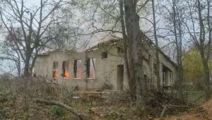 Удар російських військ зруйнував будинок культури й бібліотеку на Харківщині