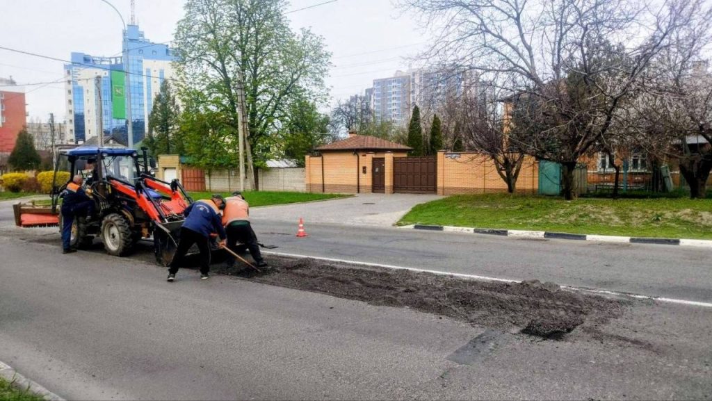 Дорожні роботи у Харкові — Фото: Харківська міськрада