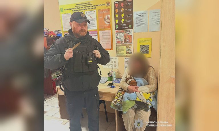 Чоловік вигнав із дому харків’янку з дворічною дитиною — як втрутилася поліція