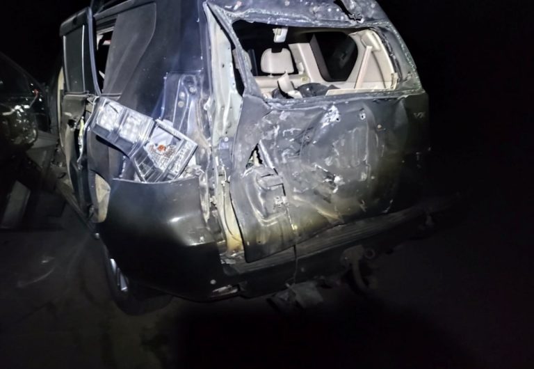 Дрон на оптоволоконному кабелі влучив у авто в Руській Лозовій: двоє постраждалих