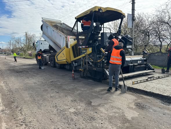 На Харківщині: де наразі тривають дорожні ремонти