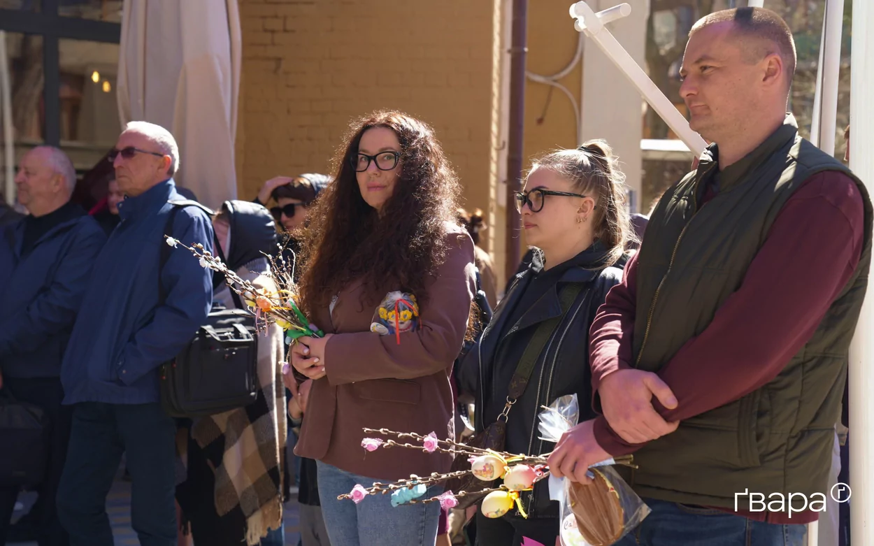 зображення до посту: Як у Харкові пройшов благодійний Великодній ярмарок — фото