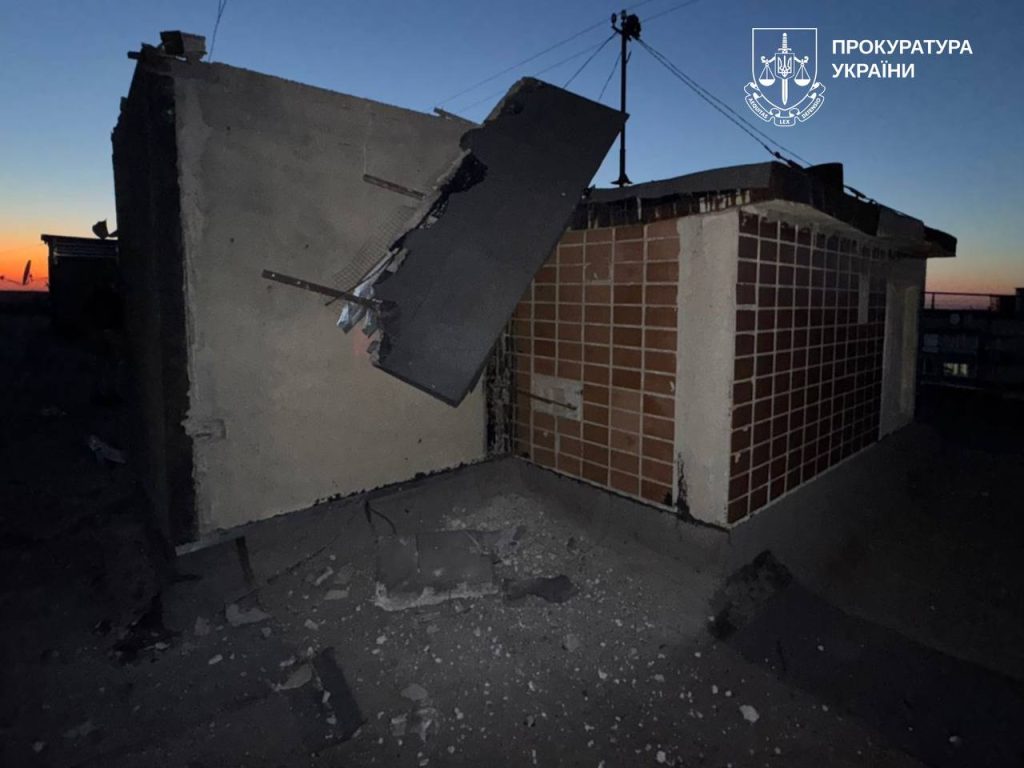 Удар по багатоповерхівці у Лозовій 3 травня 2026