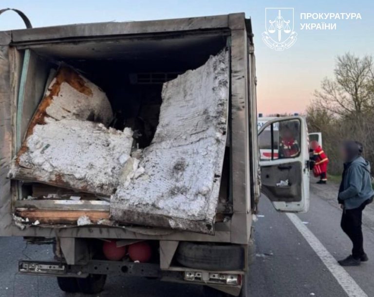 Удар «Ланцета» по хлібному фургону на трасі Київ—Харків—Довжанський