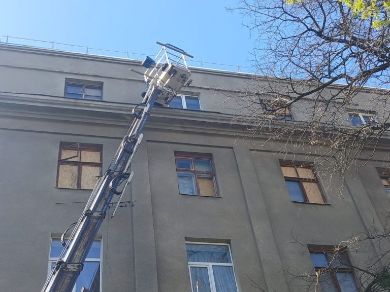 Харківські дитячі майданчики отримають новий пісок — фото