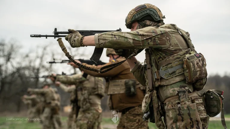 Сталевий кулак піхоти: чому вакансія стрільця в «Азові» — це вибір професіоналів