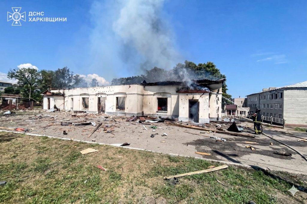 Локалізація пожежі в Балаклії рятувальниками