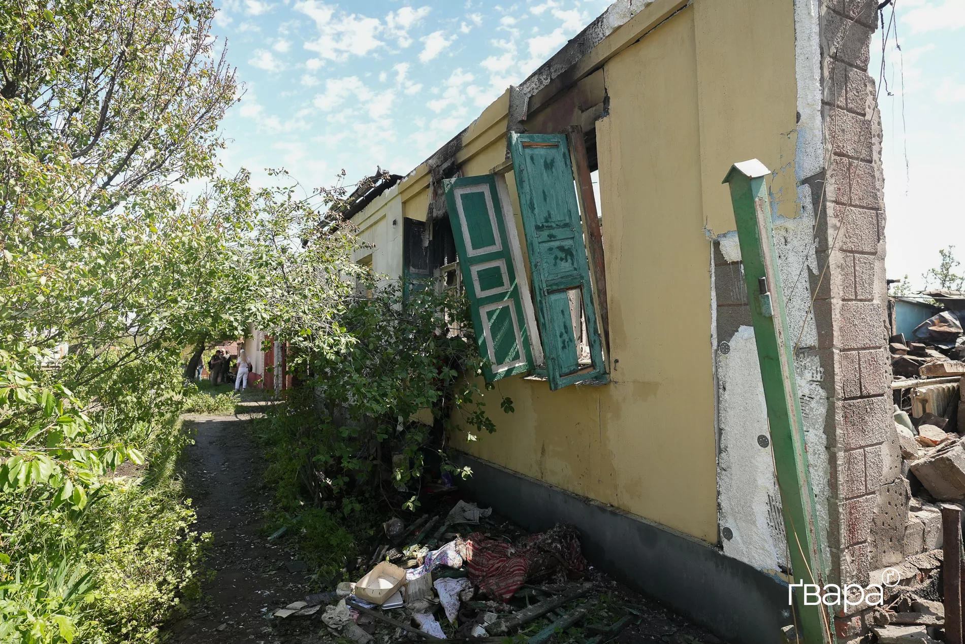 Наслідки російського удару по Новобаварському району Харкова — фото