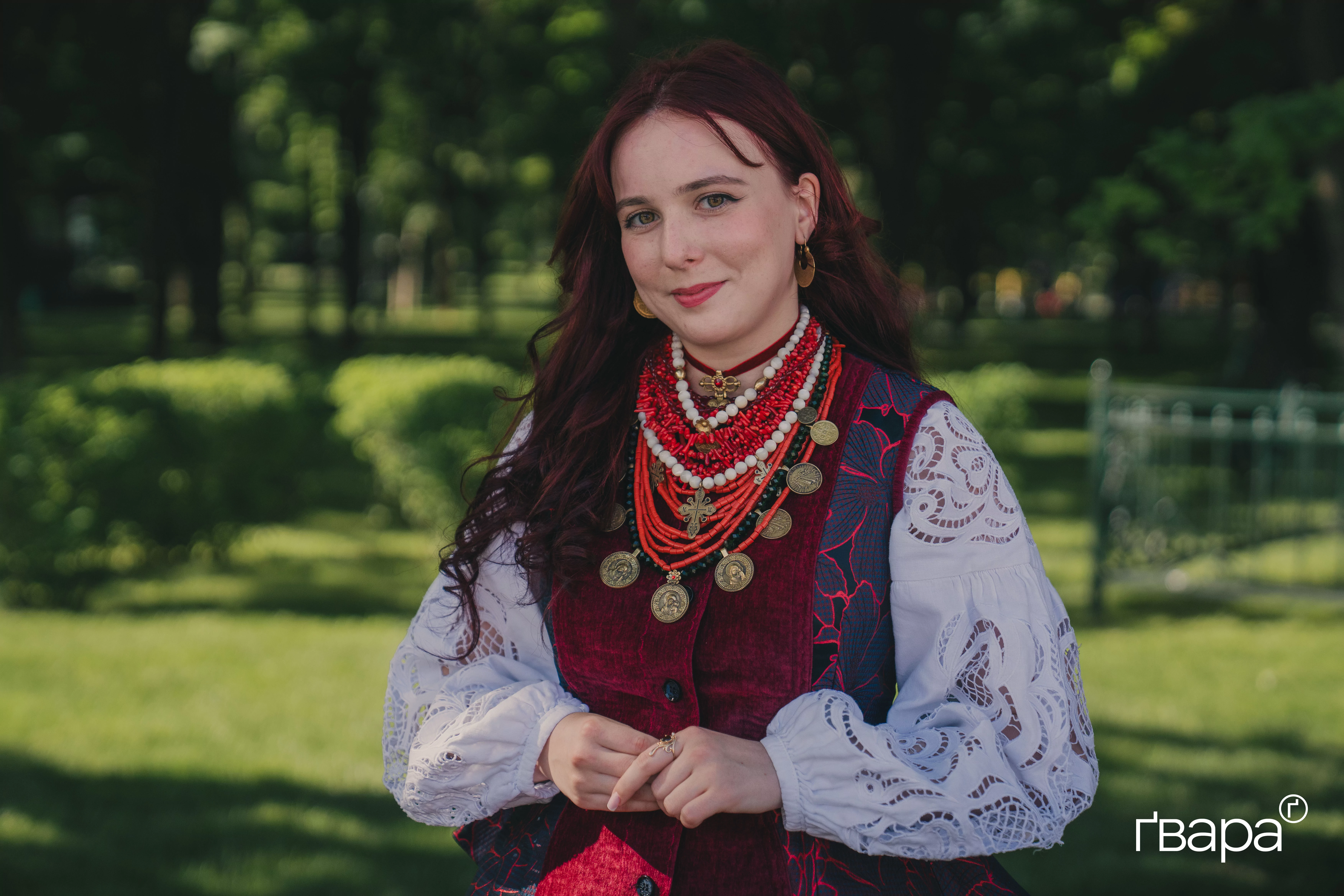 зображення до посту: «Це зв’язок з родом»: Харків’яни вийшли на ходу до Дня Вишиванки — фото