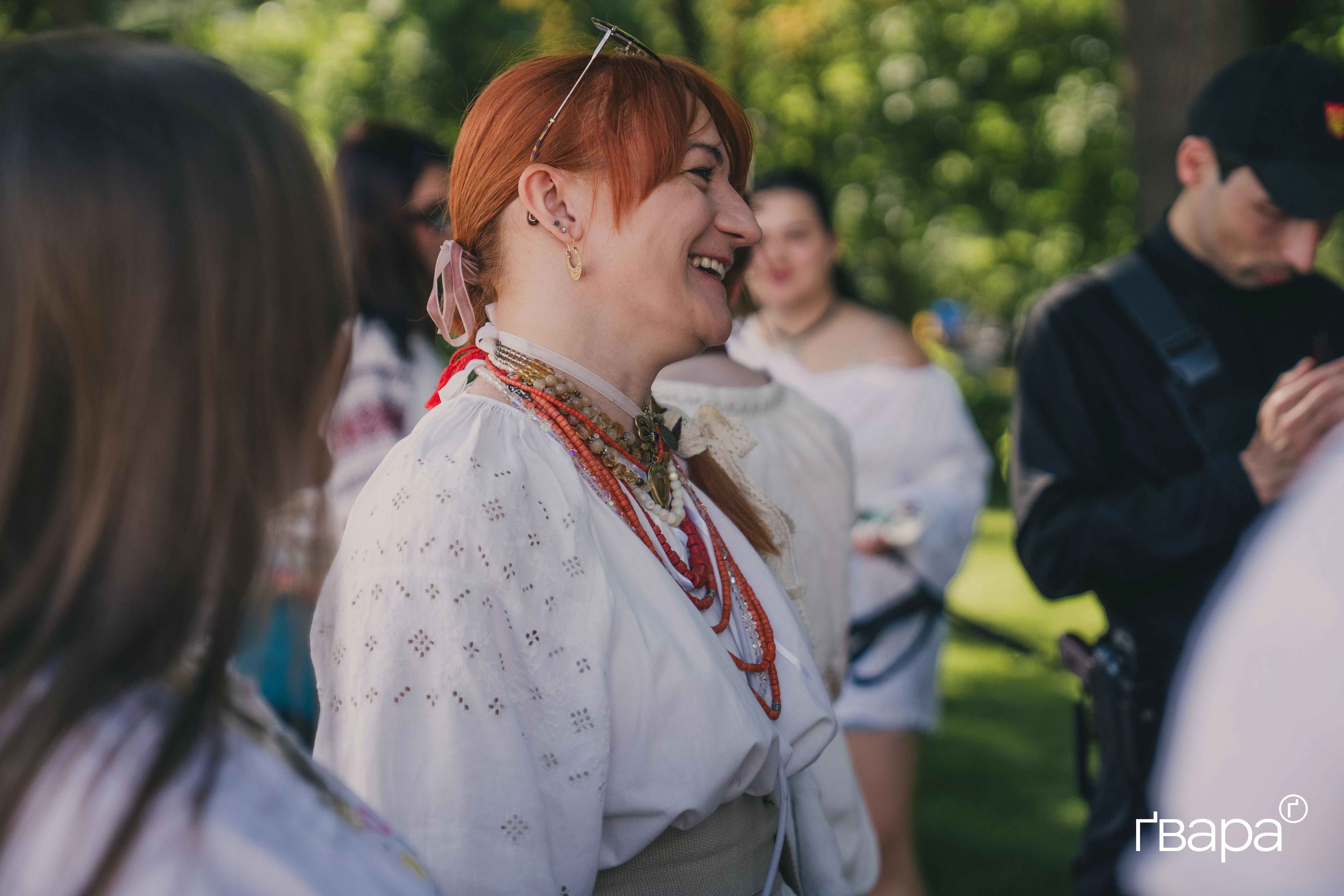 зображення до посту: «Це зв’язок з родом»: Харків’яни вийшли на ходу до Дня Вишиванки — фото