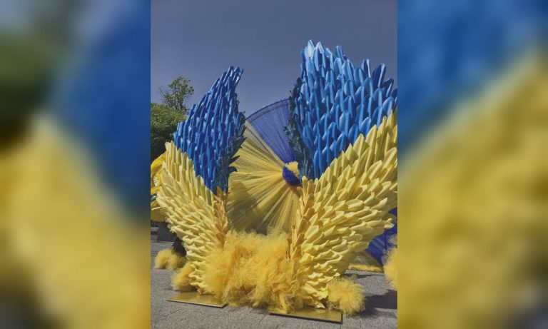 У центрі Харкова відкрили фотозону з глибокою символікою