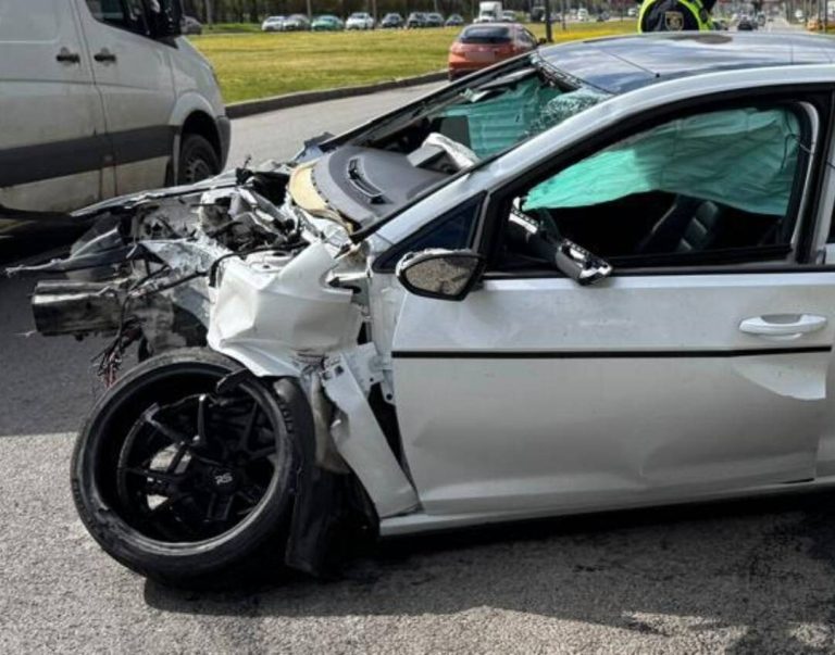 У Харкові внаслідок аварії постраждали двоє людей