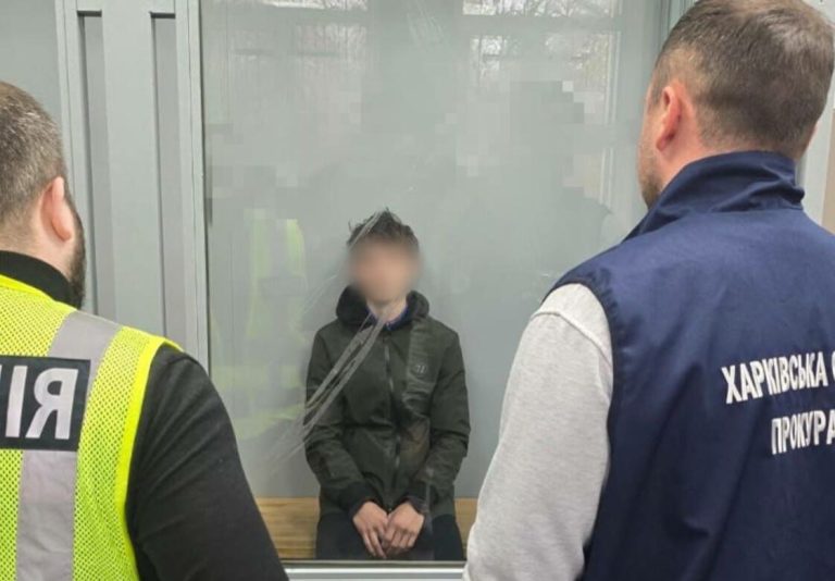 У Харкові підліток постане перед судом за підозрою у підпалі військового авто й локомотива