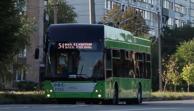 Після початку війни не курсував — у вівторок у Харкові знову виїде тролейбус №54