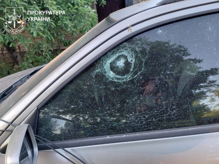 На світанку дрони ворога атакували Харків — прокуратура повідомляє про наслідки (фото)