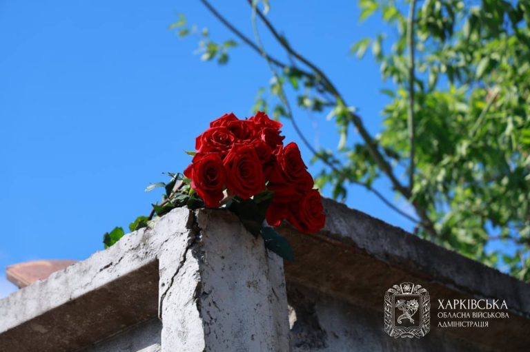 Внаслідок нічної атаки на Харків — імена загиблих рятувальників та стан постраждалих (відео)
