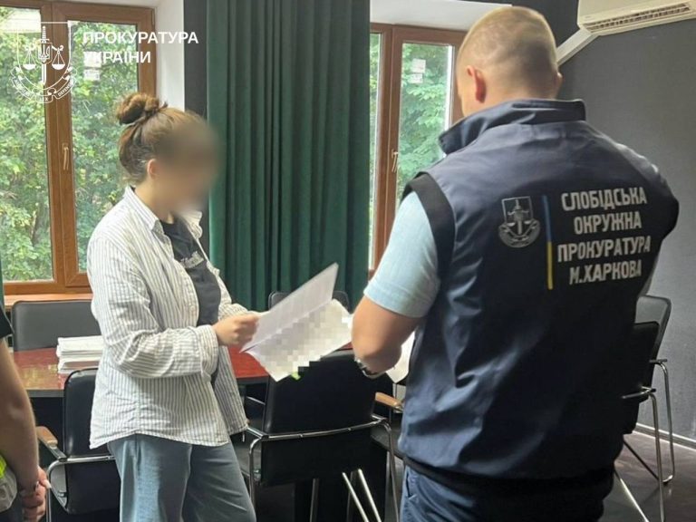 Прокуратура: у Харкові мати побила немовля, дитина перебувала в тяжкому стані