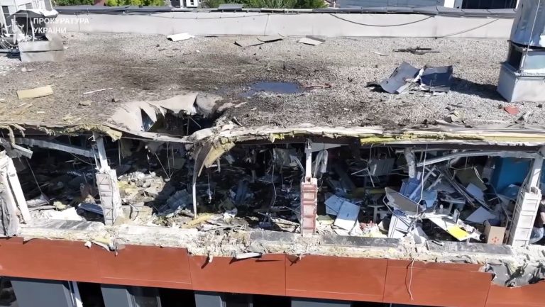 Атака безпілотників на Харків: Синєгубов розповів про стан постраждалих — відео з коптера