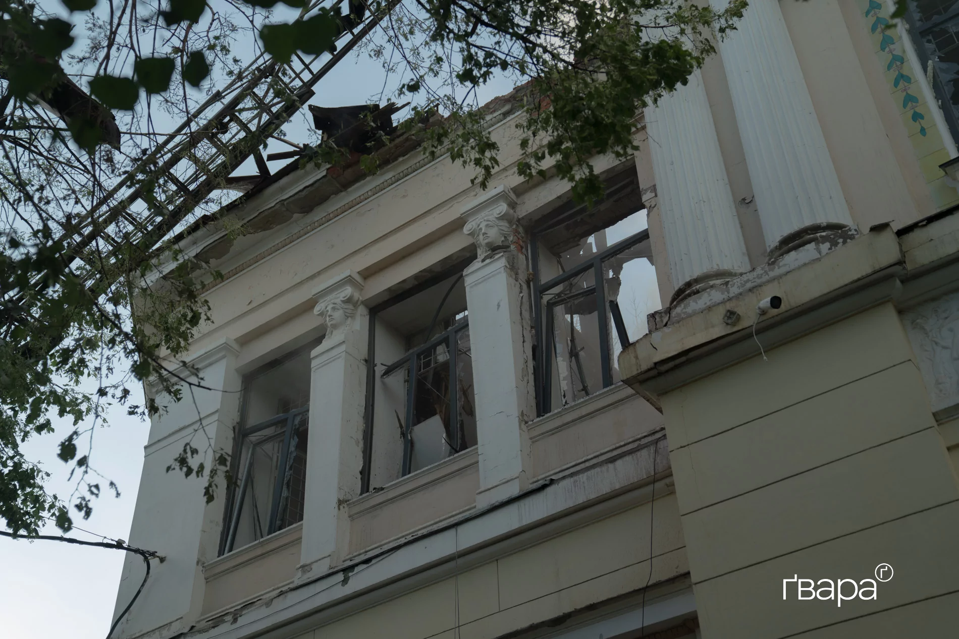 Російський дрон пошкодив Харківський художній музей — фото