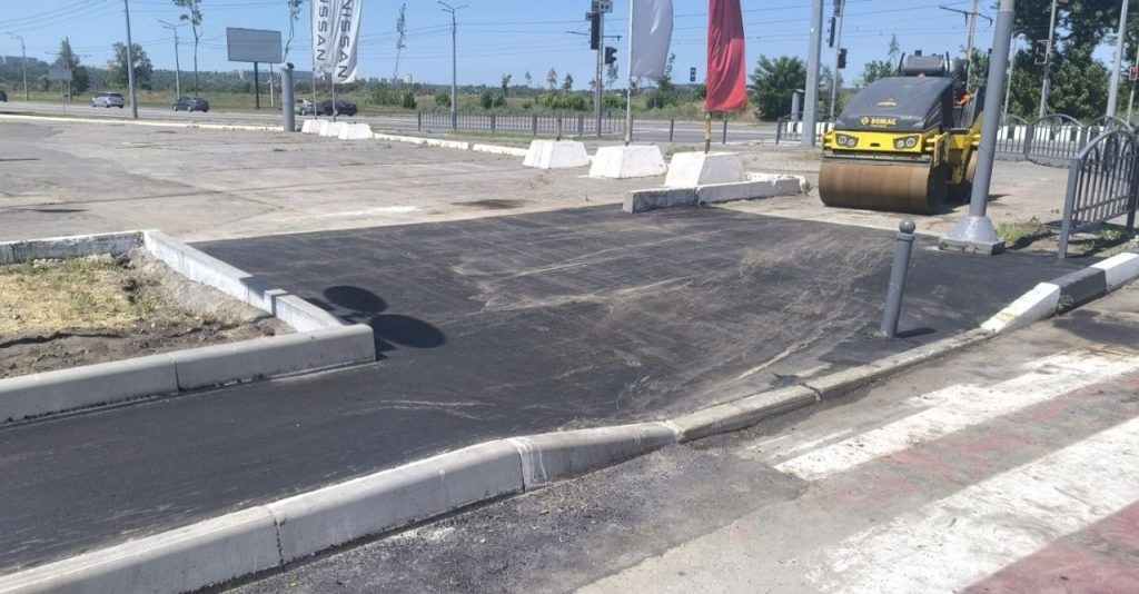 Оновлення елементів дорожньої інфраструктури, фото Харківська міськрада