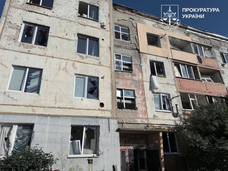 Жінка загинула в Балаклії; у Харкові БпЛА вразив недобудову