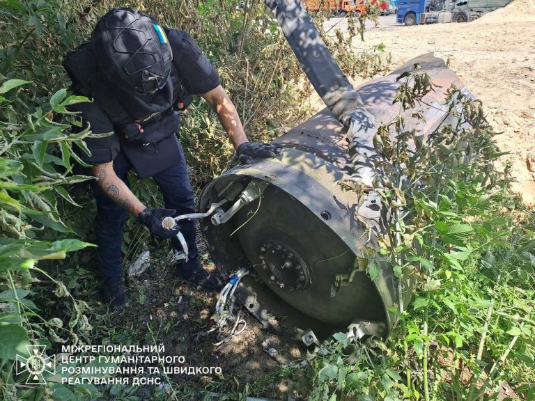 У Харківській області сапери виявили уламки ракети «Іскандер‑М»