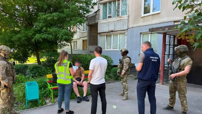 У Харківській області затримали чоловіка, який організував перетин кордону