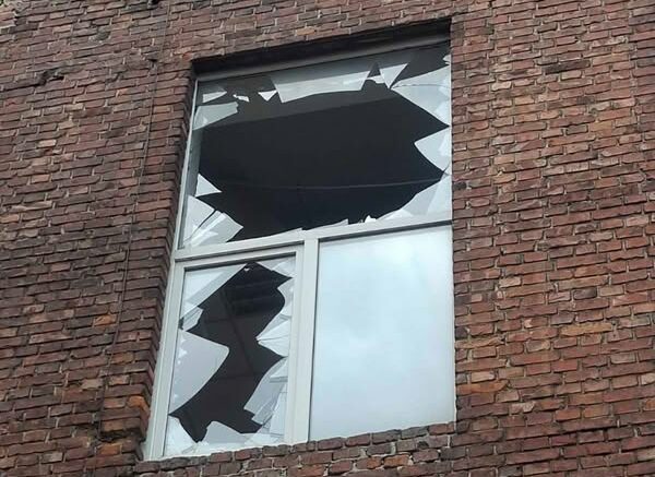 Нічний обстріл у Харкові пошкодив будівлю художнього коледжу