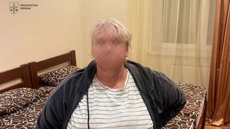 На Харківщині підозрюють матір у примусовому залученні доньки до зйомок відео для дорослих