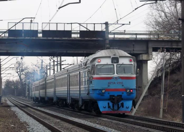 Дизель-поїзд відновлює курс між Харковом і Дергачами після паузи — розклад