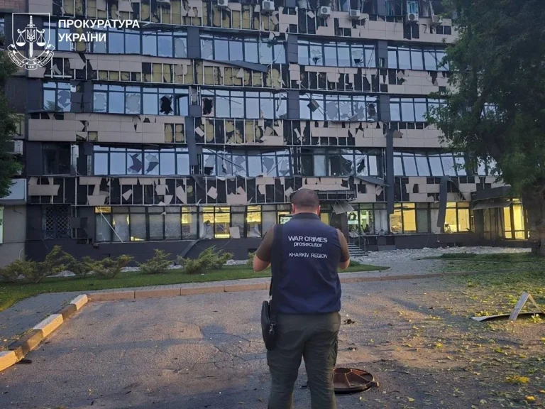 Опубліковано перші фото місць нічних ударів у Харкові