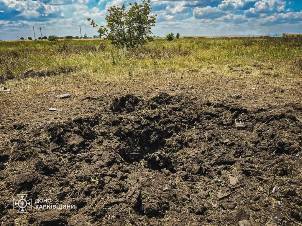 поля горіли на Харківщині через атаки БпЛА