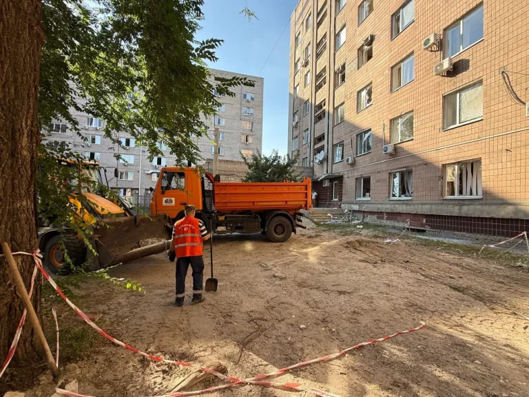 Удари КАБів у Харкові пошкодили понад 200 будинків (фото)