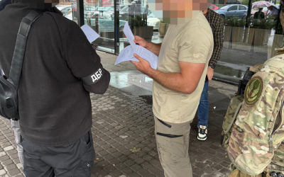 Бійця полку «Скеля» підозрюють у побитті двох військовослужбовців на Харківщині